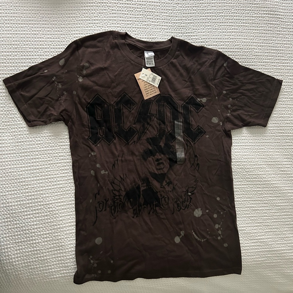 AC/DC T-shirt - NWT